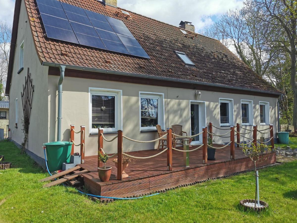 Ferienwohnung Am Stadtrand Garz Ruegen Exterior foto